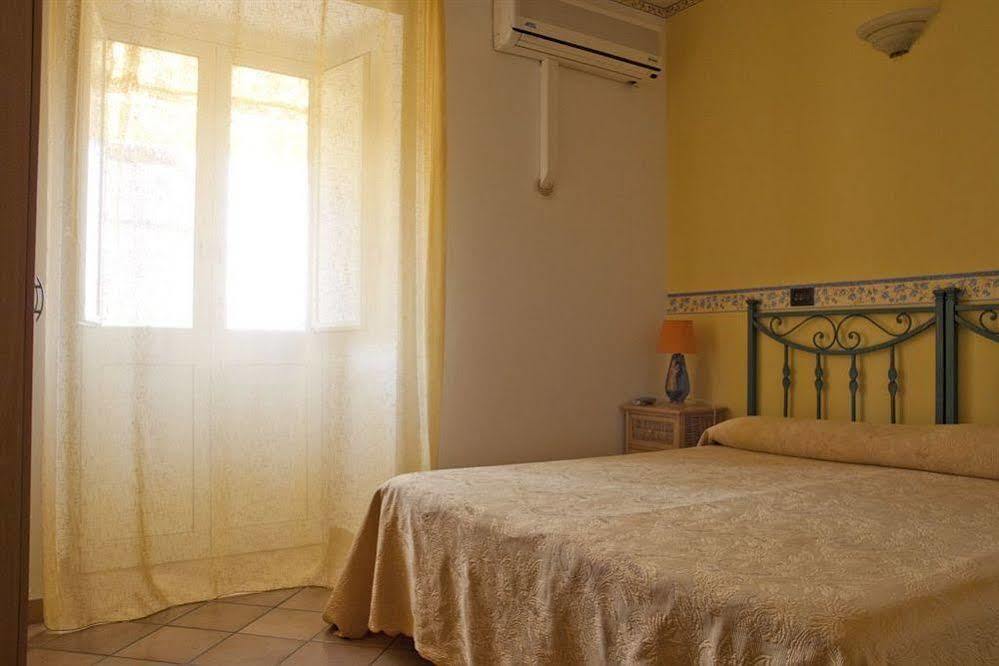 B&B Giuseppe Verdi Катания Екстериор снимка