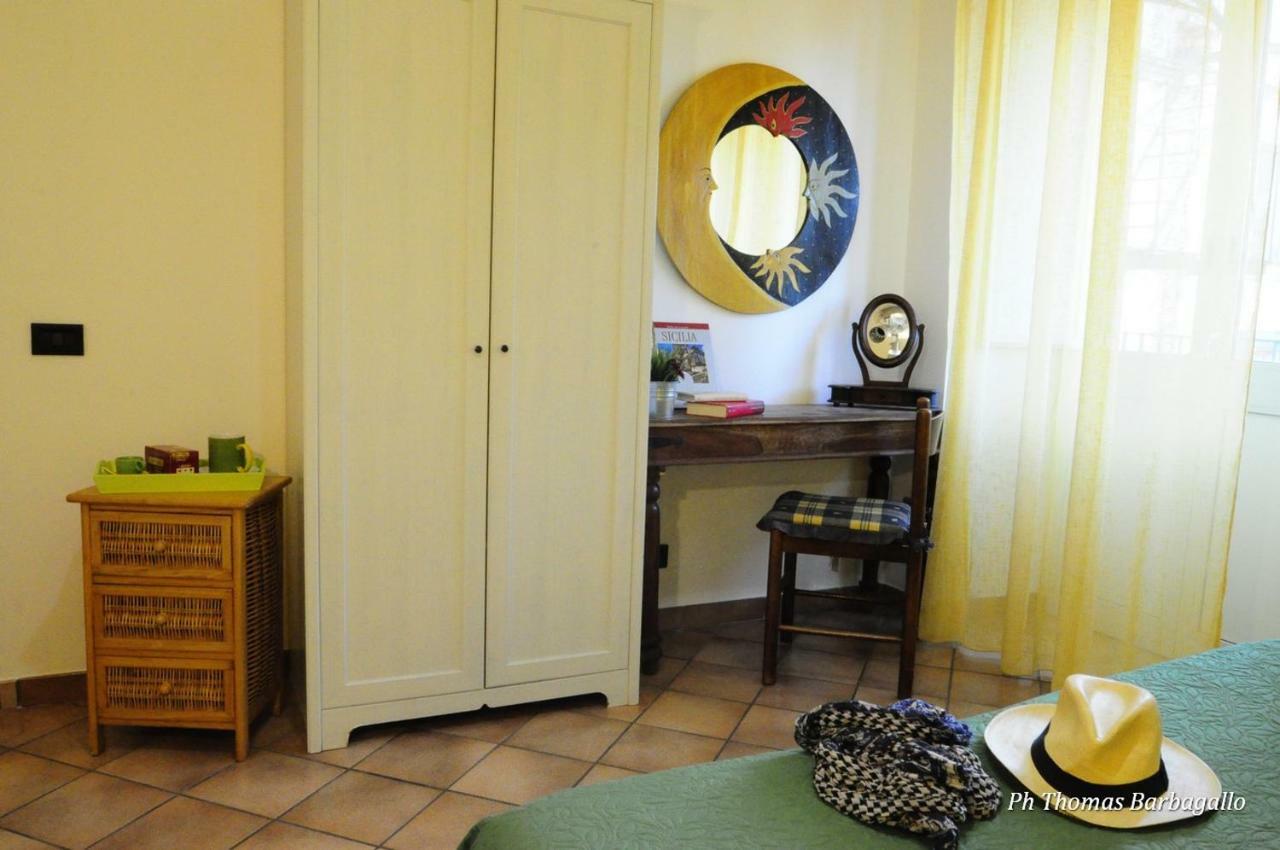 B&B Giuseppe Verdi Катания Екстериор снимка